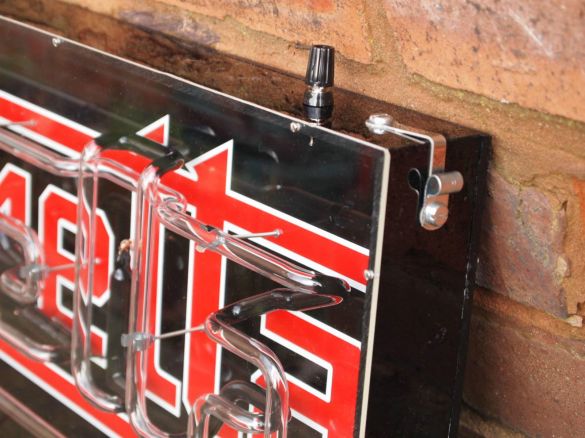 NeonSign-3-18-8-2014