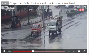 Oxygen tank falls off a truck and knocks down a scooterist – Two Bit ...
